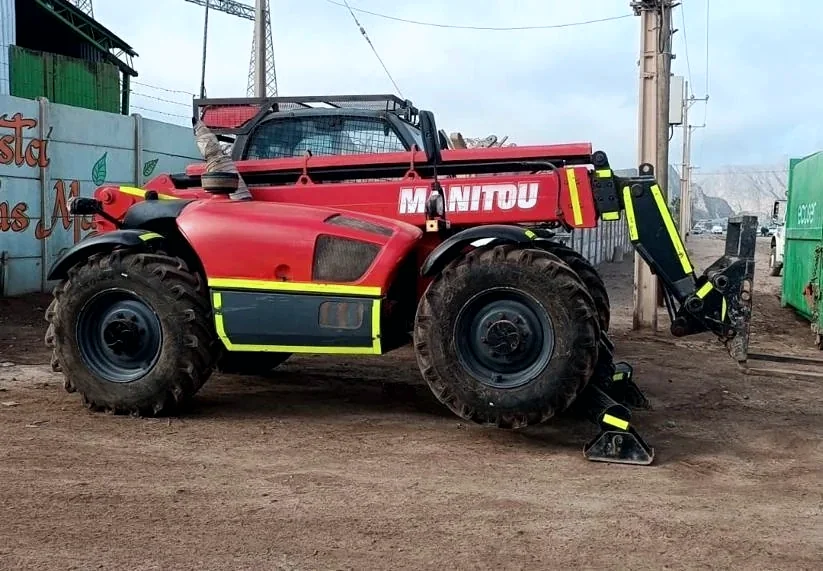 Manipulador telescópico Manitou disponible para arriendo